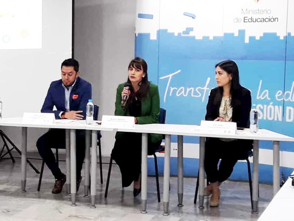 Rueda de prensa TransporteEscolarEc